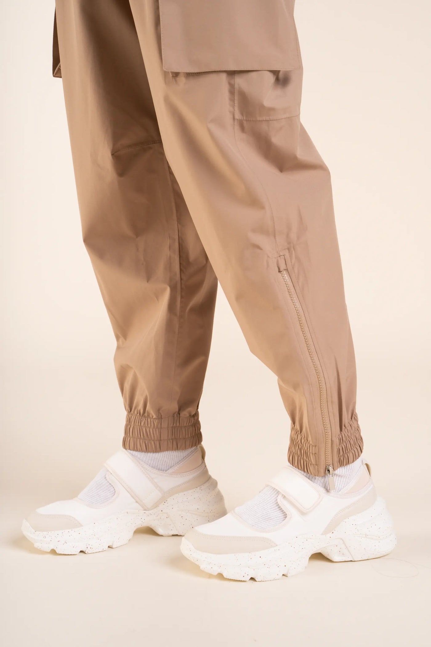 Pantalon imperméable Gambetta cargo multipoches #couleur_sahara