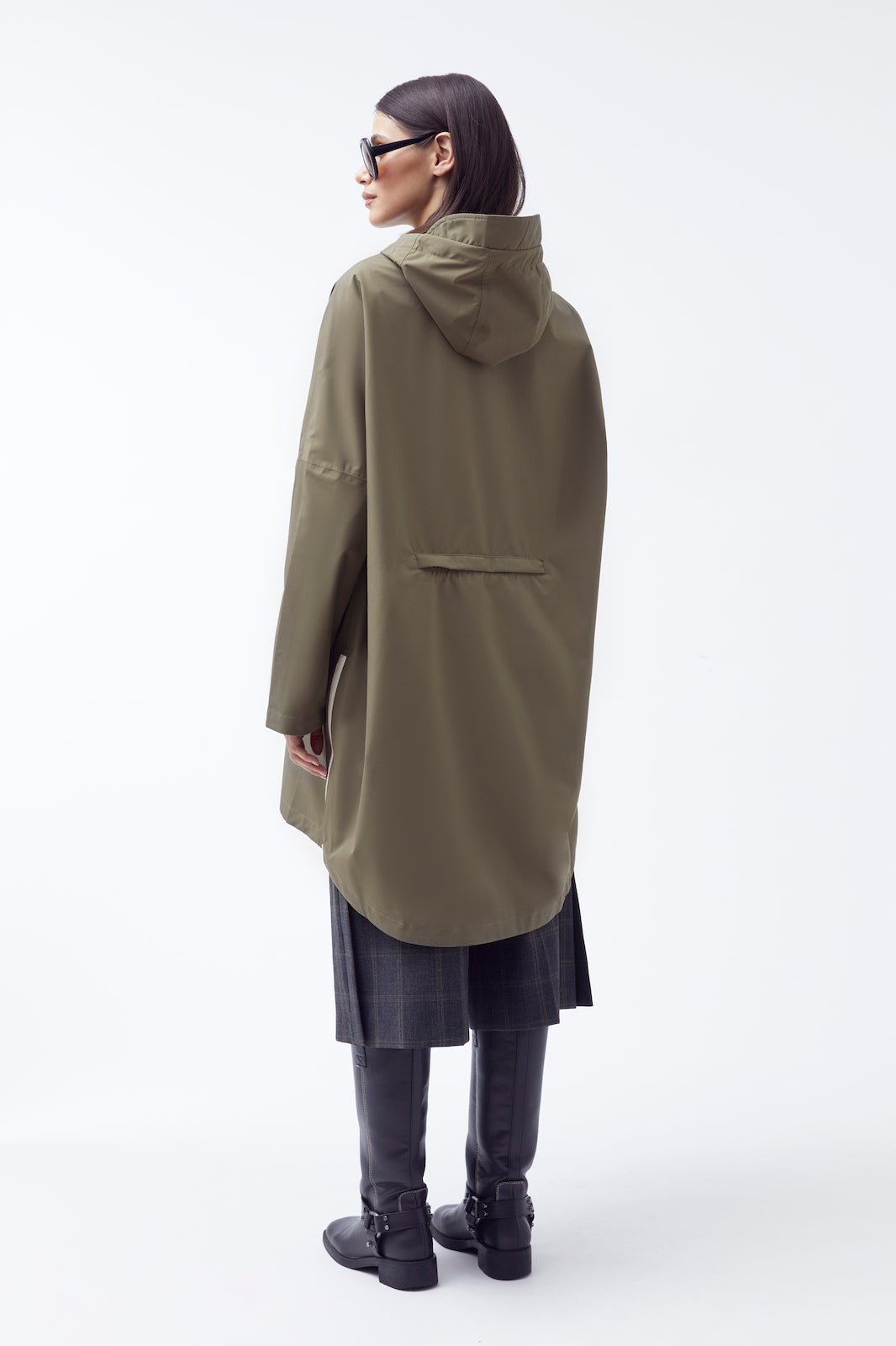 Liberté - Cape de pluie - Veste coupe-vent modulable en sac - Flotte #couleur_kaki