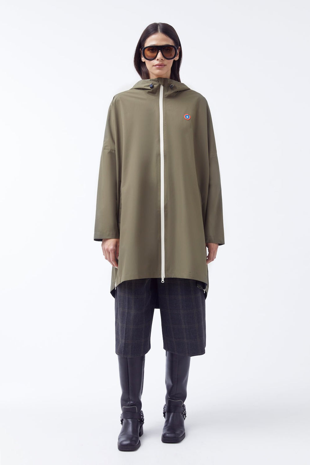 Liberté - Cape de pluie - Veste coupe-vent modulable en sac - Flotte #couleur_kaki