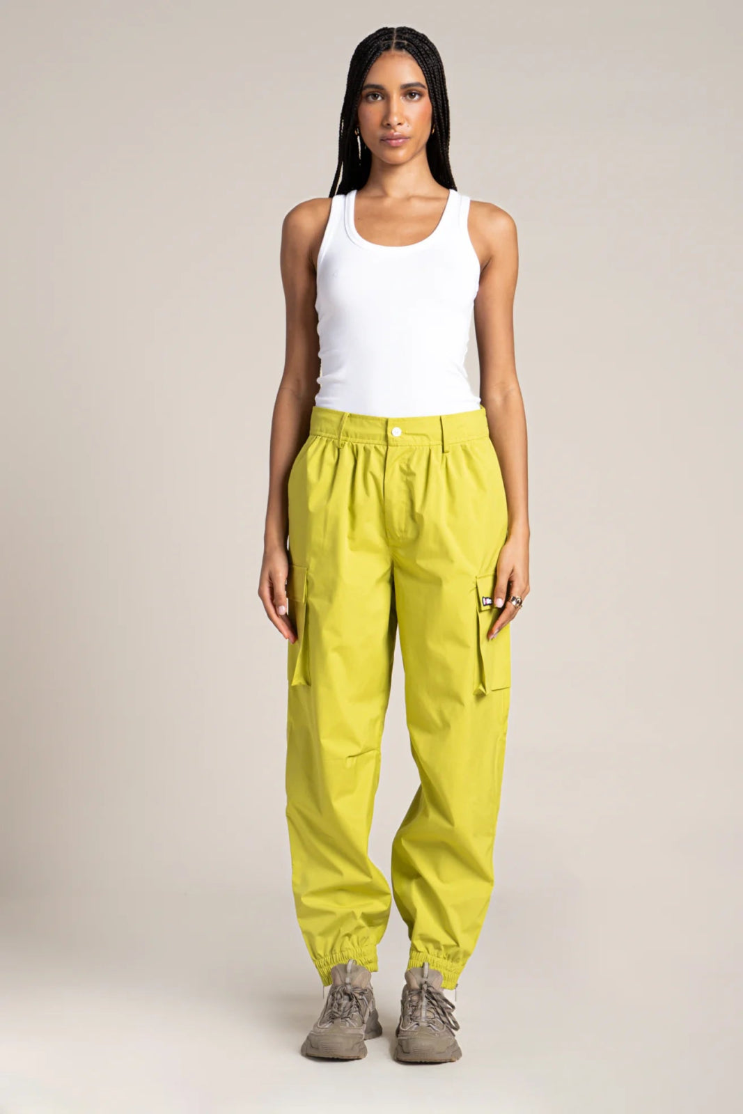 Pantalon imperméable Gambetta cargo multipoches couleur matcha 