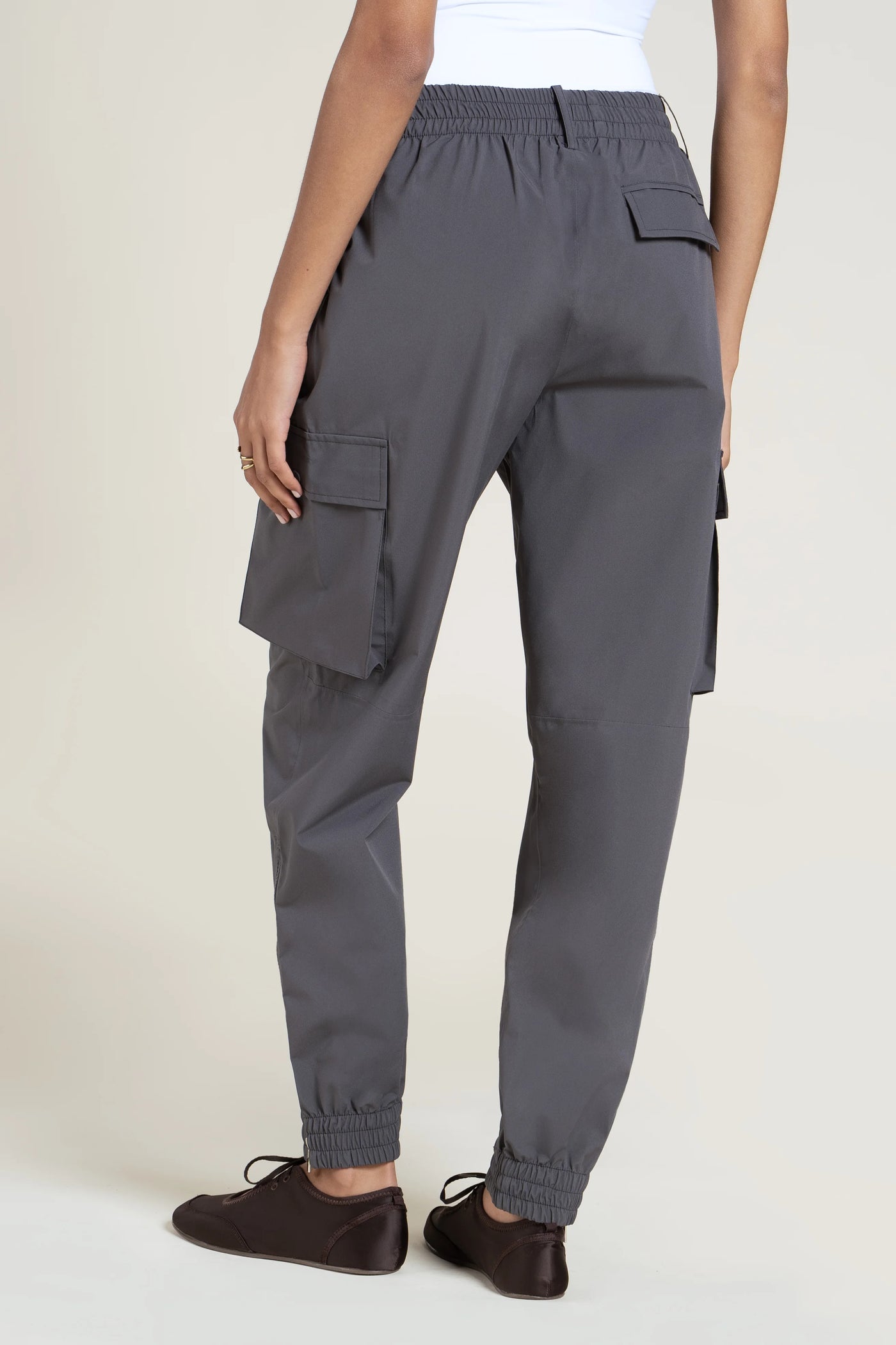 Pantalon imperméable Gambetta cargo multipoches couleur anthracite #couleur_anthracite
